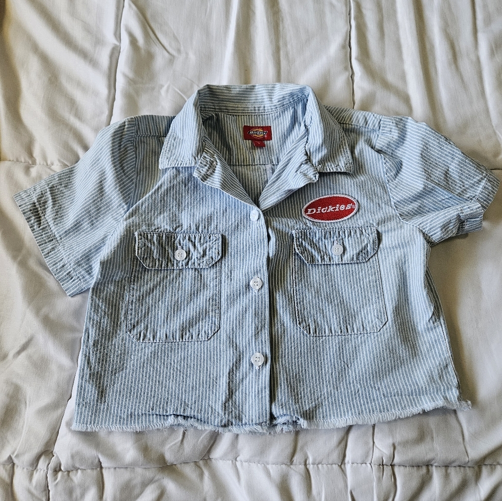 Dickies Women's Cropped Pinstripe Work Shirt - Size Small - Picture 9 of 9